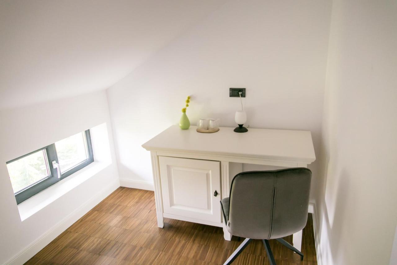 May Residence 3*